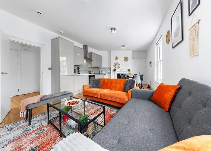 Stylish 3 Bedroom Serviced Apartment In Kings Cross